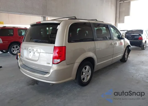 2013 Dodge Grand Caravan Sxt z USA, uszkodzony, nr VIN 2C4RDGCGXDR549827